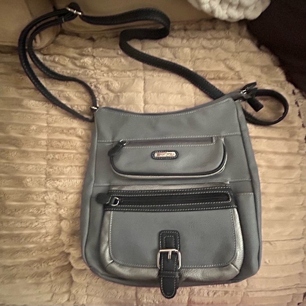 MultiSac Black and Gray crossbody Handbag EUC